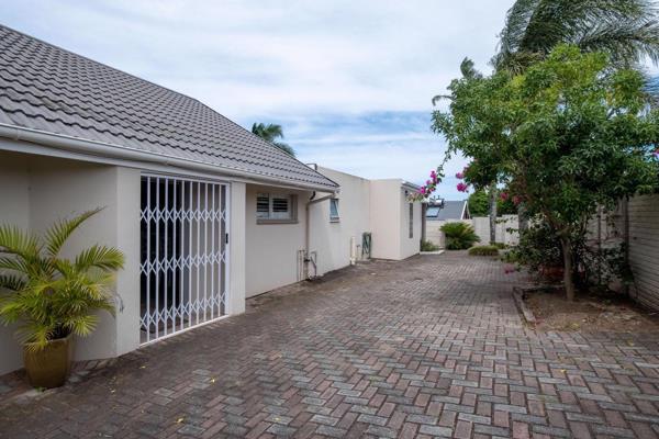 2 Bedroom Property for Sale in Beacon Bay Eastern Cape